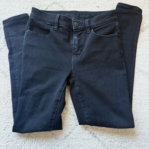 American Eagle Outfitters Women's Dark Blue Skinny Jeans